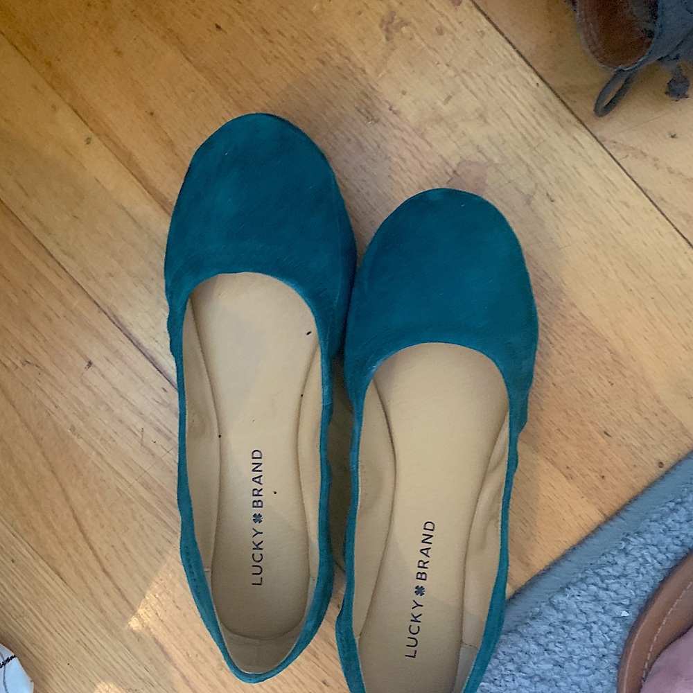 Lucky Brand size 7 teal green flats - never worn